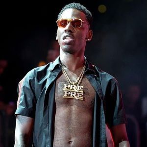 Meet your Posher, Davina